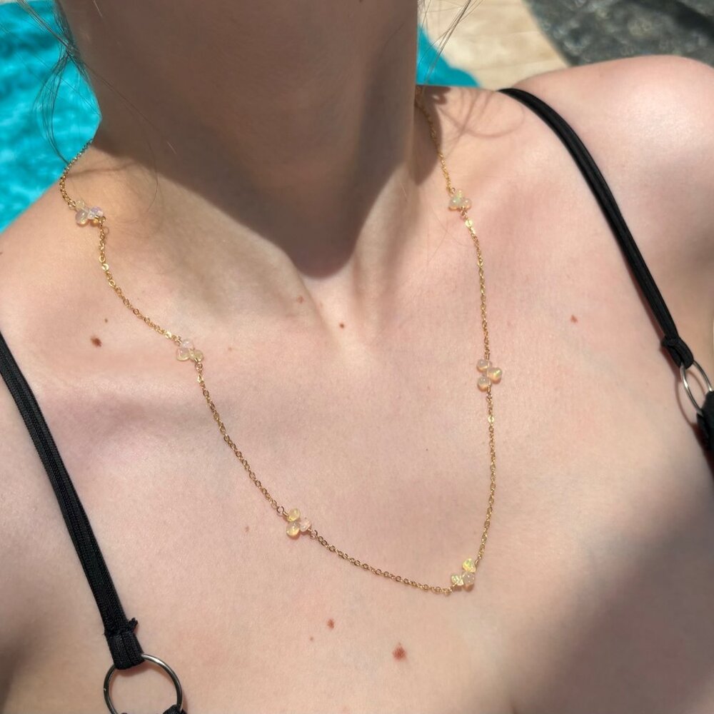 Long Opal Necklace in Gold - Handmade - Picture 4 of 10